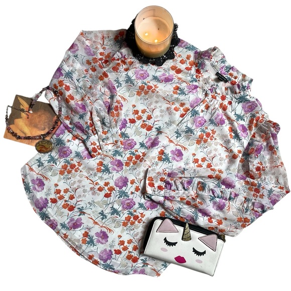 Womens Ann Taylor ruffle split neck top Floral print top - Picture 15 of 16